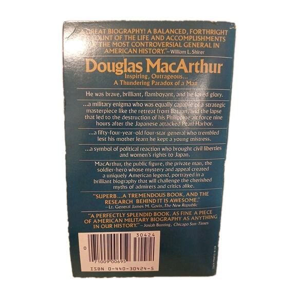 American Caesar: Douglas MacArthur 1880-1964, by William Manchester - Picture 3 of 3
